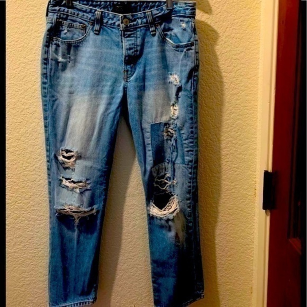 Abercrombie & Fitch Ames slim boyfriend Jean
